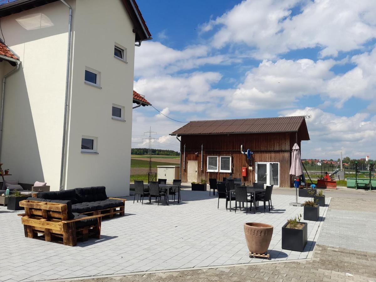 Апартаменти Traubshof Ochsenhausen Екстер'єр фото